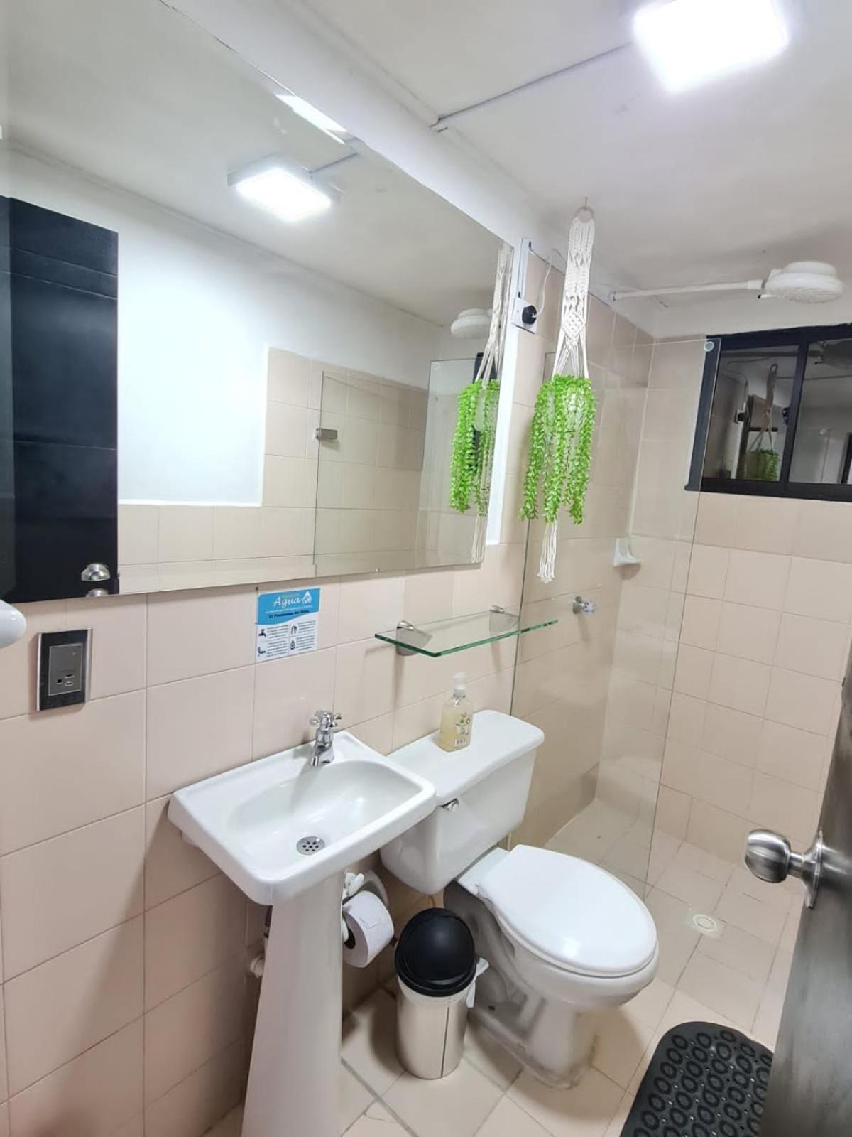 New Cozy Apartment In The Poblado, San Lucas Medellin Luaran gambar
