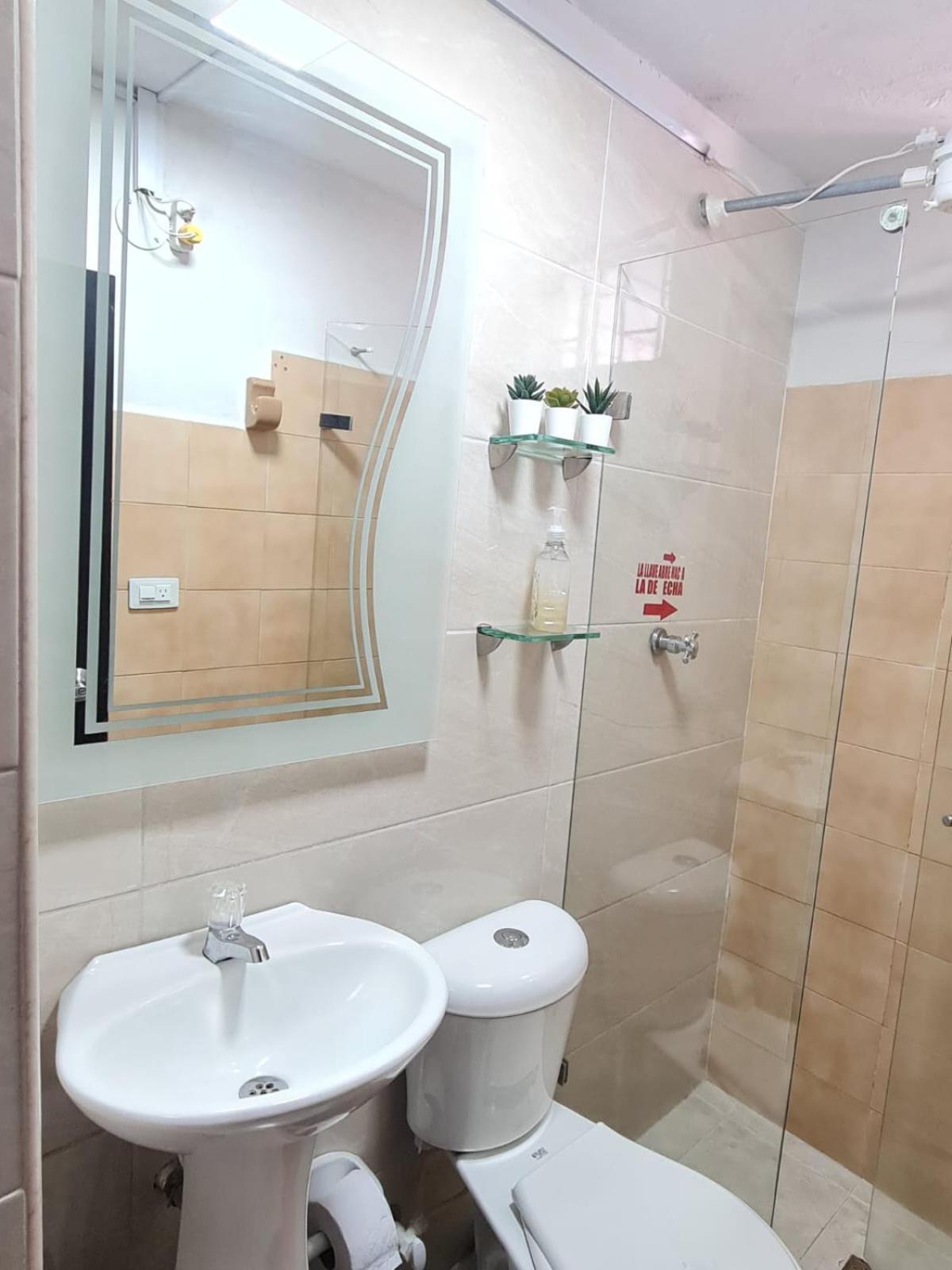 New Cozy Apartment In The Poblado, San Lucas Medellin Luaran gambar