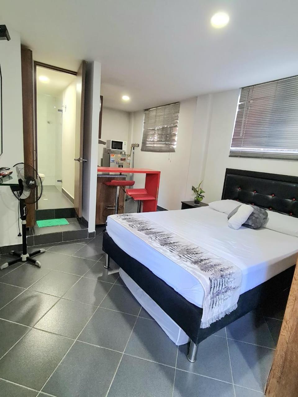 New Cozy Apartment In The Poblado, San Lucas Medellin Luaran gambar